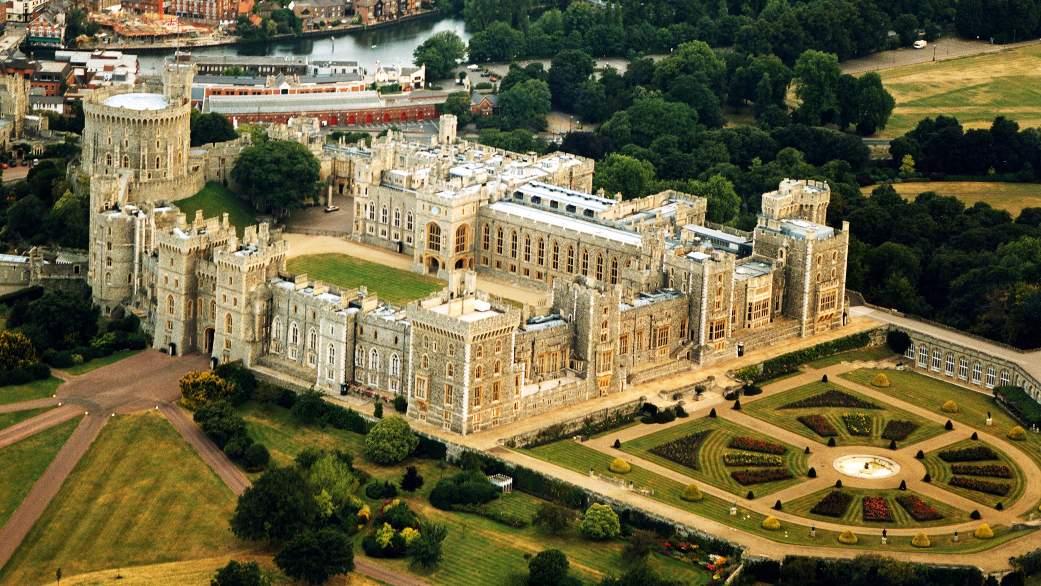 企業及政府訪問